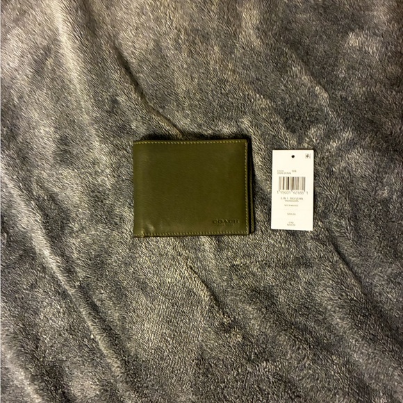 Coach Classic Olive Green Leather Wallet